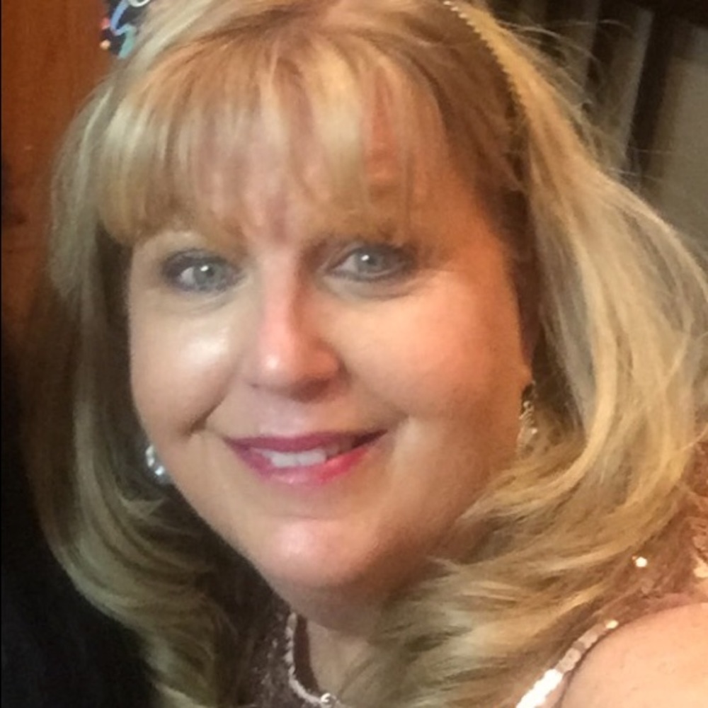 Meet your Posher, Sharlyn